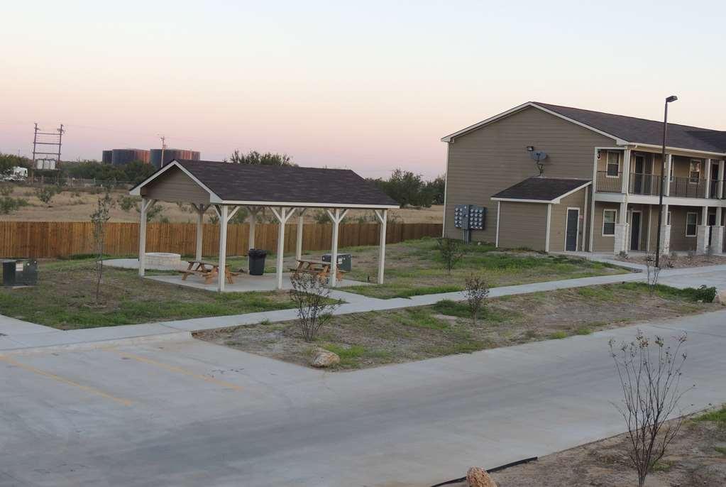 Eagle'S Den Three Rivers Texas A Travelodge By Wyndham Fasiliteter bilde