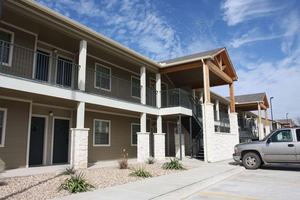 Eagle'S Den Three Rivers Texas A Travelodge By Wyndham Eksteriør bilde