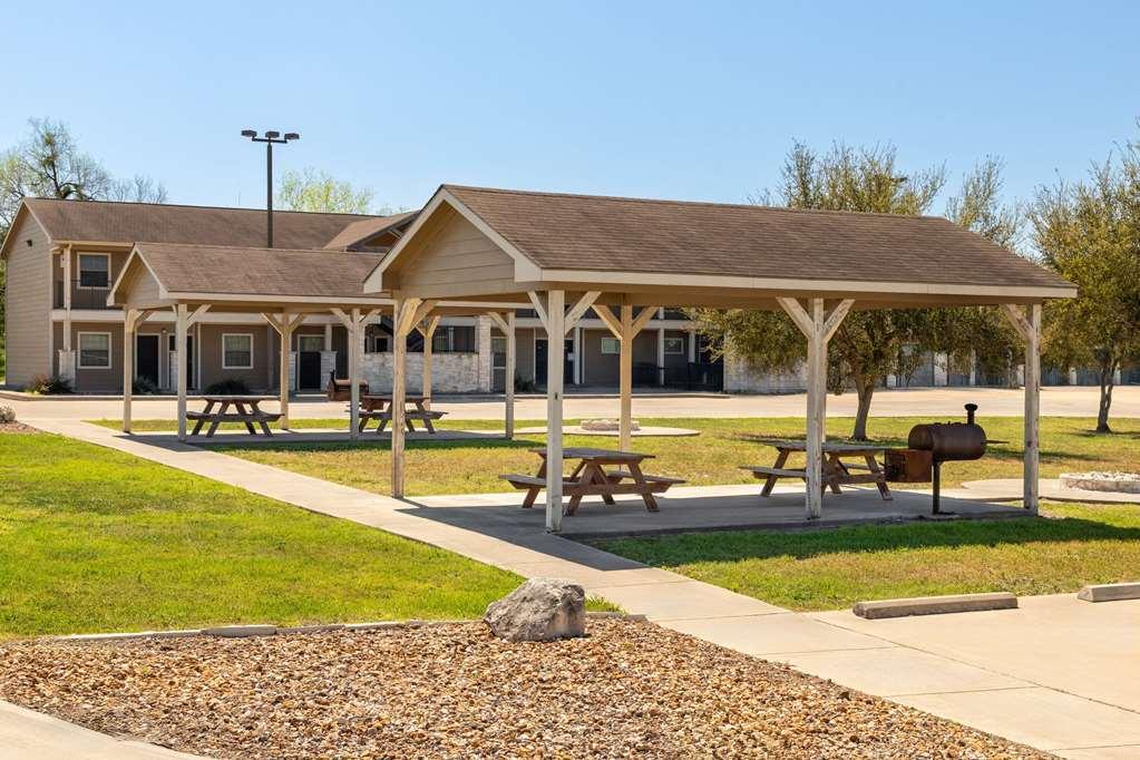 Eagle'S Den Three Rivers Texas A Travelodge By Wyndham Fasiliteter bilde